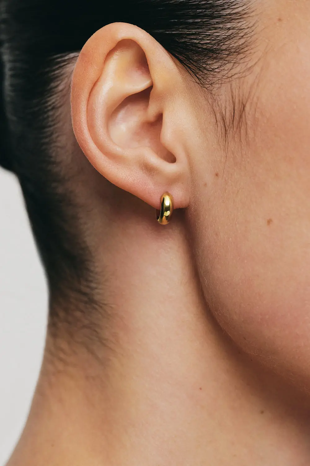 Сережки-конго маленькі, жовте золото для особливих моментів